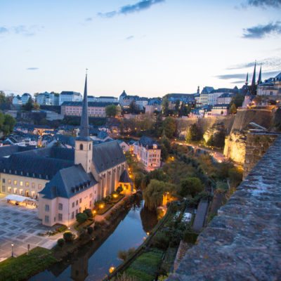 Je travaille au Luxembourg